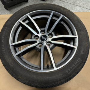2015-2017 Ford Mustang GT 5.0 18x8" Wheel Pirelli Pzero 235/50/18 13k miles
