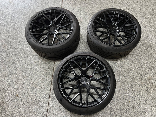 2015-2023 Ford Mustang Rohana RF Series Black Wheels Tires Set of 3 20×10″