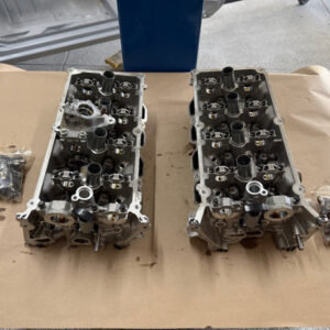 2018-2023 Ford Mustang DOHC Cylinder Heads RH LH Pair Valves 5.0 Coyote Gen 3