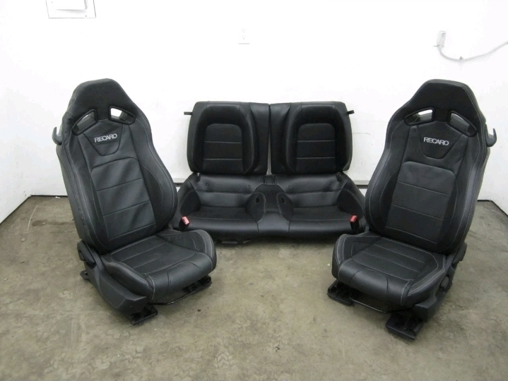 2015-2017 MUSTANG GT OEM RECARO BLACK LEATHER PERFORMANCE FRONT & REAR SEATS