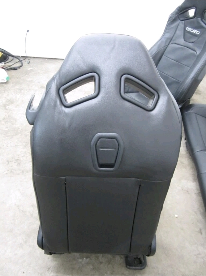 2015-2017 MUSTANG GT OEM RECARO BLACK LEATHER PERFORMANCE FRONT & REAR SEATS - Image 11