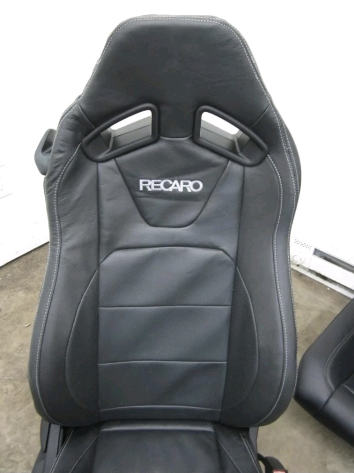 2015-2017 MUSTANG GT OEM RECARO BLACK LEATHER PERFORMANCE FRONT & REAR SEATS - Image 12