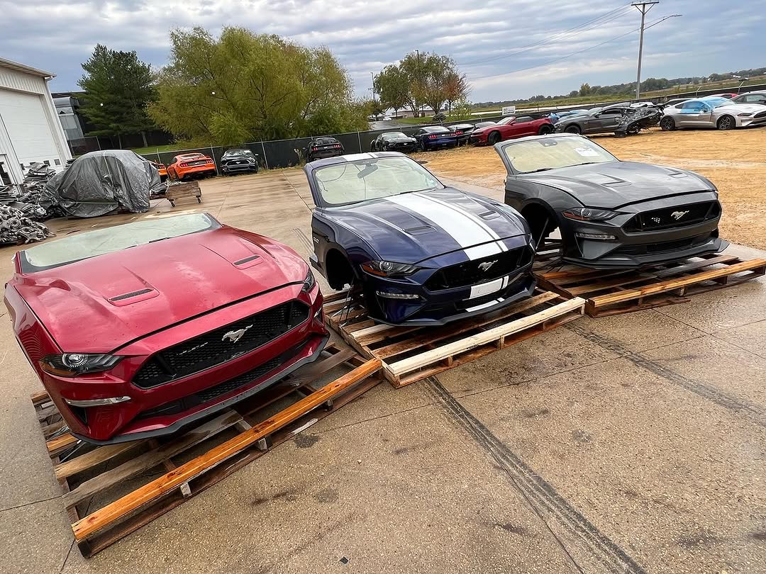 2018-2023 Mustang GT front clips ready to rock and roll - Image 4