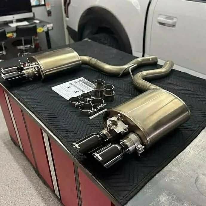 2018-22 Mustang CORSA axle back w\/ active exhaust. Black chrome - Image 3