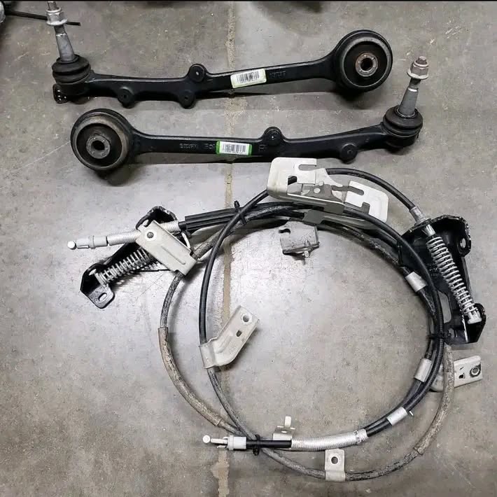 brake kit 2018 GT350R\n 8k miles - Image 4