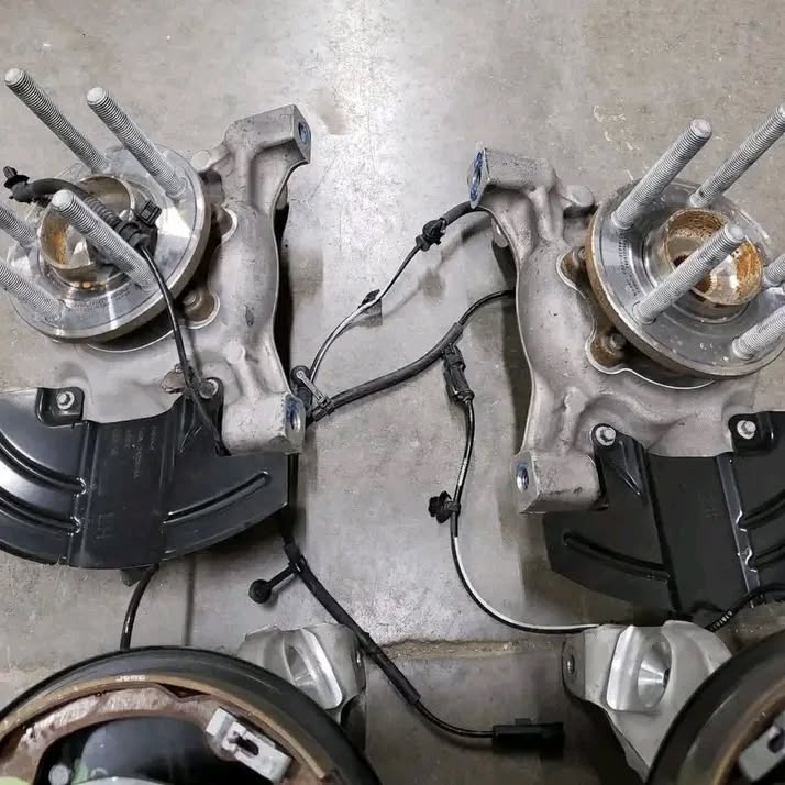 brake kit 2018 GT350R\n 8k miles - Image 6
